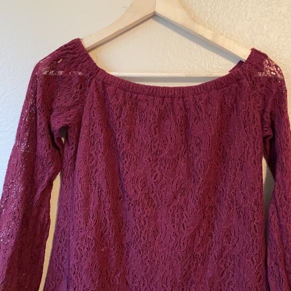 Miami Lace Blouse Red Size Medium - Picture 4 of 10
